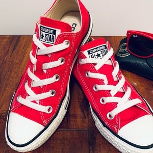 Women’s Converse Chuck Taylor All Stars ✨